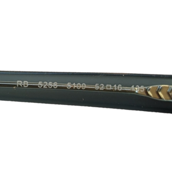 Ray-Bans - Picture 3 of 3